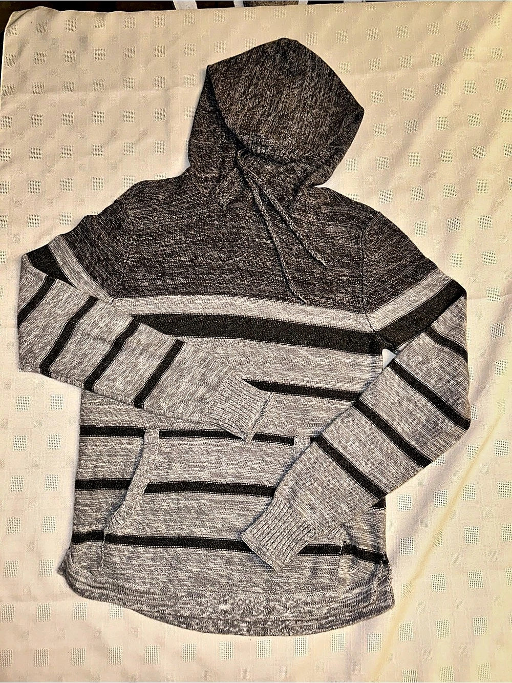 Retrofit Men's Striped Pullover Hoodie in Gray & Black